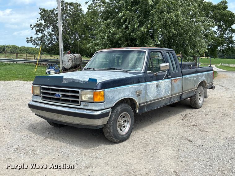 image for item FC1763 1991 Ford F150 Ext. Cab pickup truck