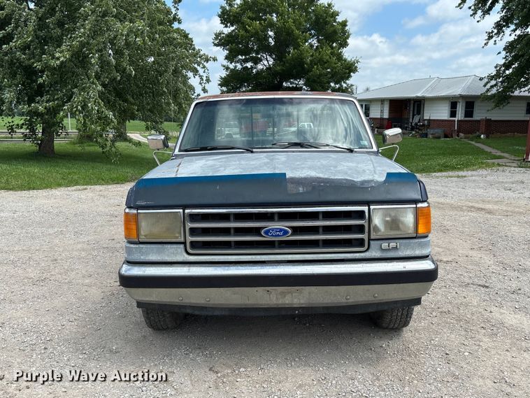 image for item FC1763 1991 Ford F150 Ext. Cab pickup truck