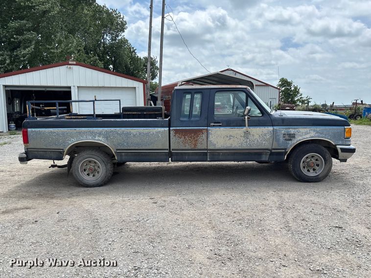 image for item FC1763 1991 Ford F150 Ext. Cab pickup truck