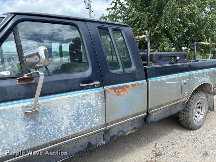 image for item FC1763 1991 Ford F150 Ext. Cab pickup truck