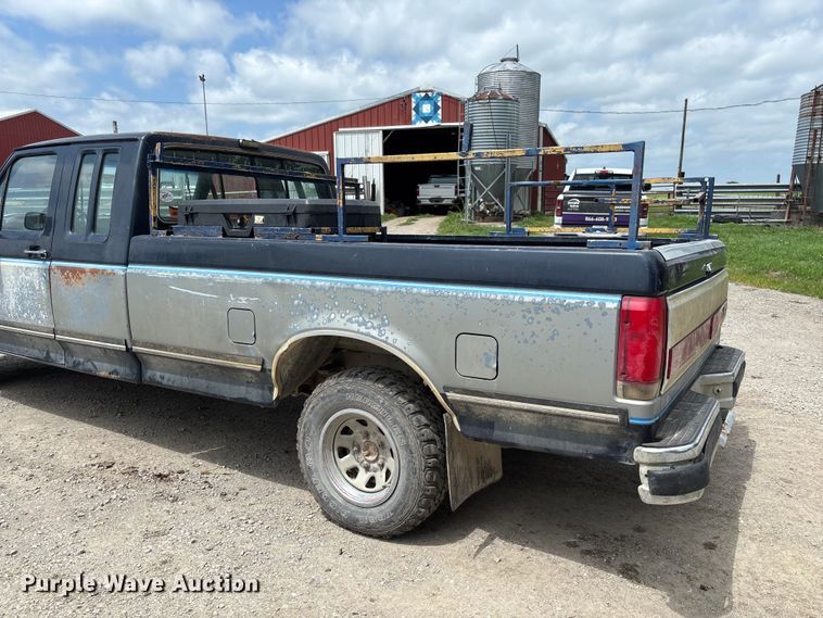 image for item FC1763 1991 Ford F150 Ext. Cab pickup truck
