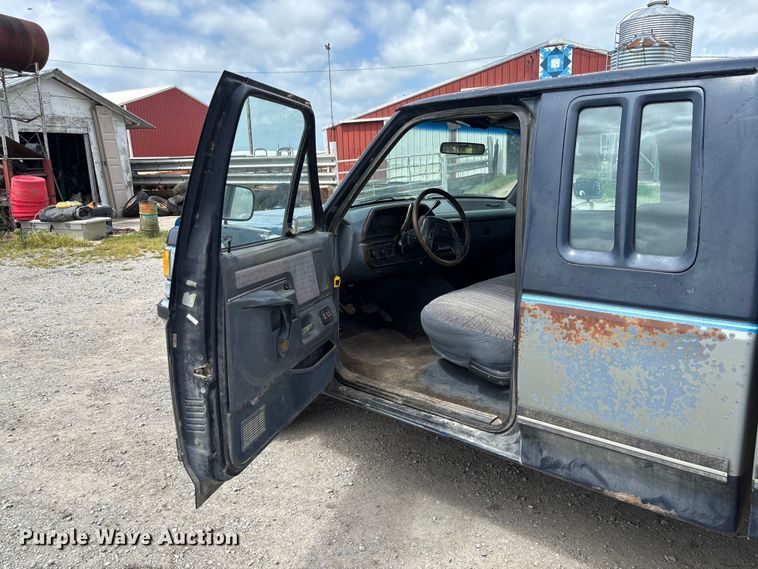 image for item FC1763 1991 Ford F150 Ext. Cab pickup truck