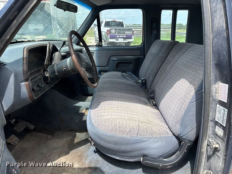 image for item FC1763 1991 Ford F150 Ext. Cab pickup truck