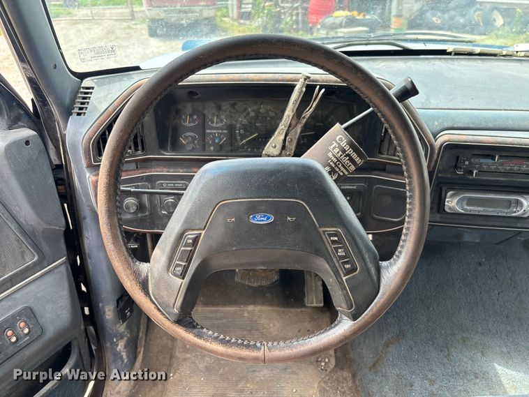 image for item FC1763 1991 Ford F150 Ext. Cab pickup truck