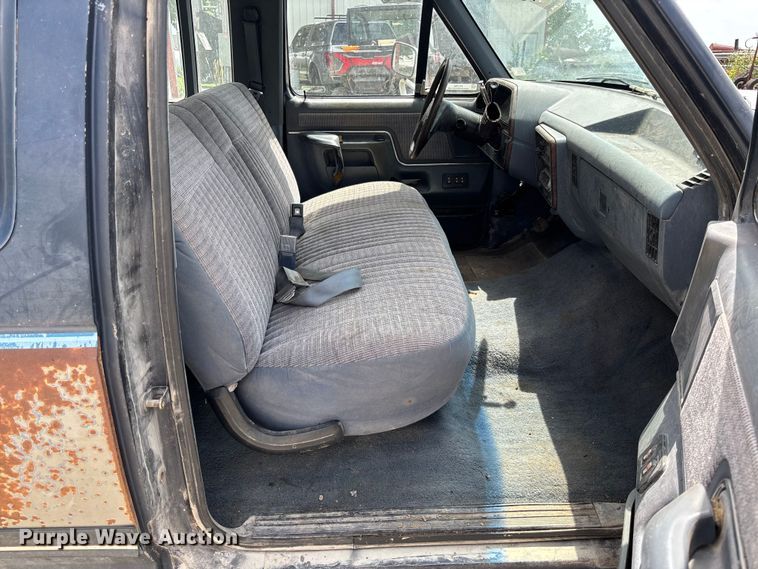 image for item FC1763 1991 Ford F150 Ext. Cab pickup truck