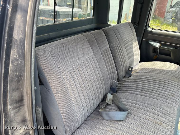 image for item FC1763 1991 Ford F150 Ext. Cab pickup truck