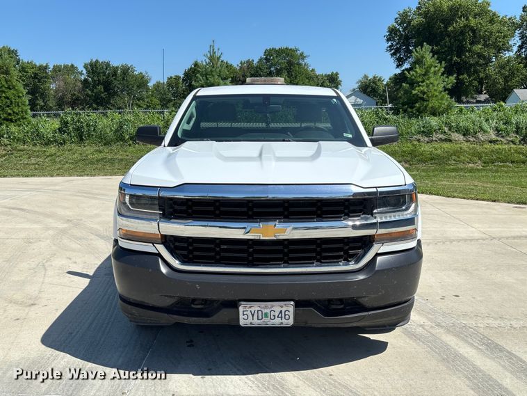 image for item FC1773 2017 Chevrolet Silverado 1500 pickup truck