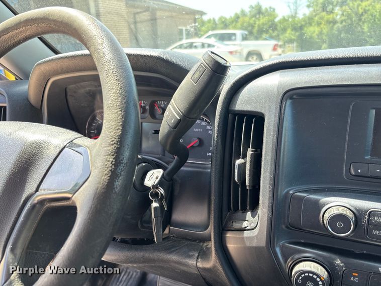 image for item FC1773 2017 Chevrolet Silverado 1500 pickup truck