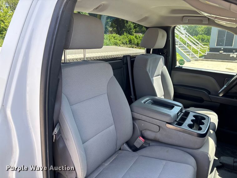 image for item FC1773 2017 Chevrolet Silverado 1500 pickup truck