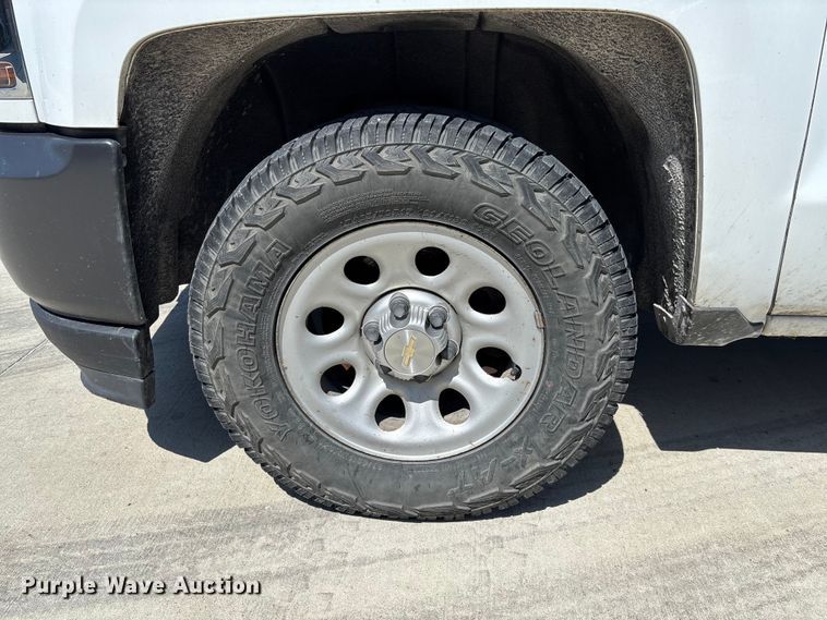 image for item FC1773 2017 Chevrolet Silverado 1500 pickup truck