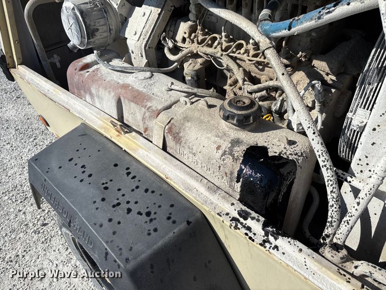 image for item FC1828 Ingersoll-Rand P185WD air compressor