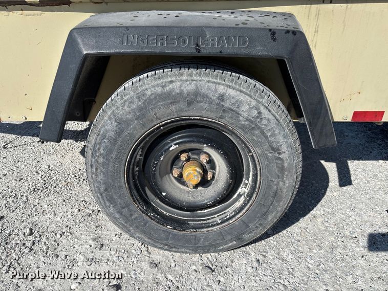 image for item FC1828 Ingersoll-Rand P185WD air compressor
