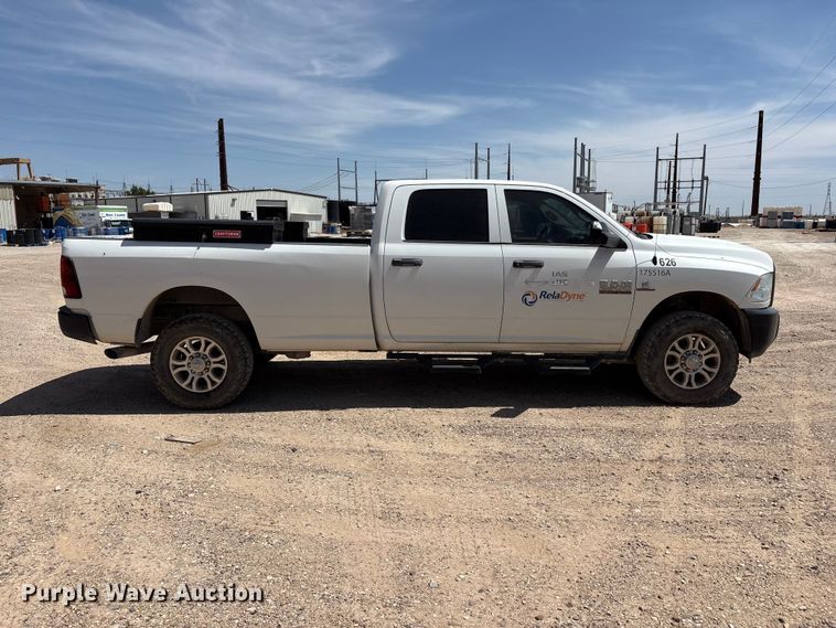 image for item FC2276 2017 RAM 2500 Crew Cab pickup truck
