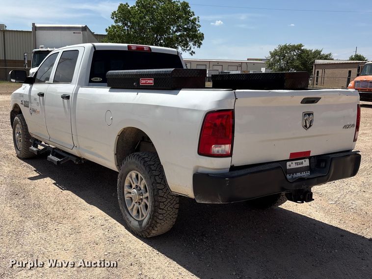image for item FC2276 2017 RAM 2500 Crew Cab pickup truck