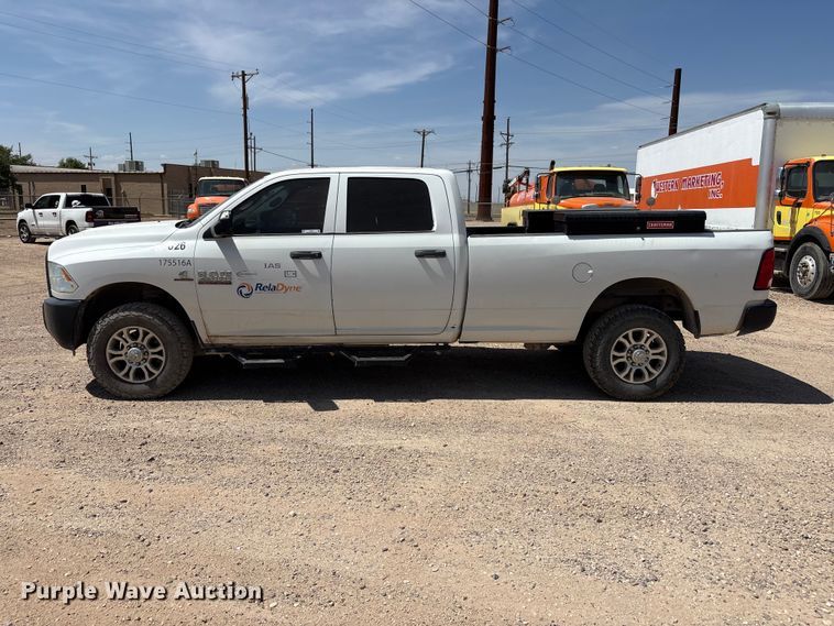 image for item FC2276 2017 RAM 2500 Crew Cab pickup truck
