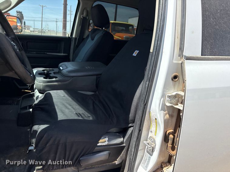 image for item FC2276 2017 RAM 2500 Crew Cab pickup truck