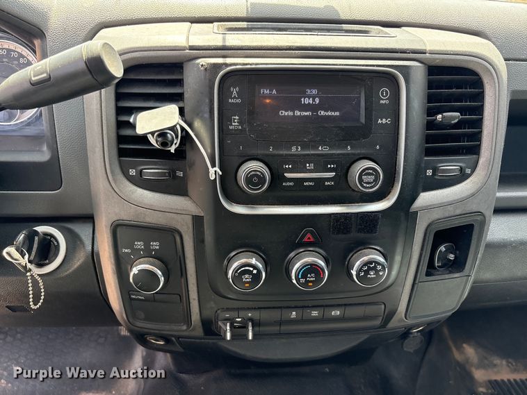 image for item FC2276 2017 RAM 2500 Crew Cab pickup truck