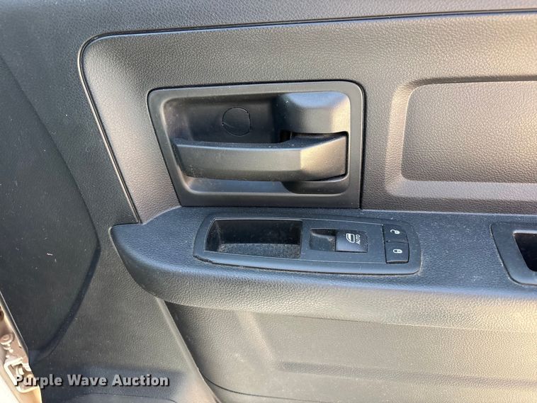 image for item FC2276 2017 RAM 2500 Crew Cab pickup truck
