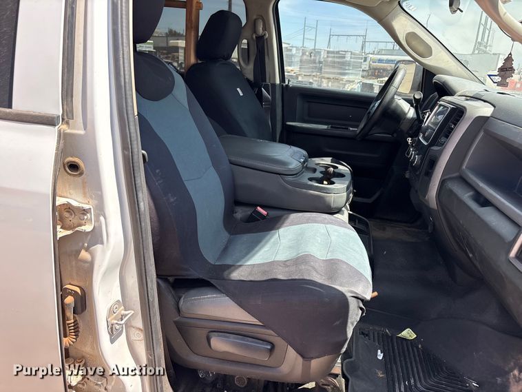 image for item FC2276 2017 RAM 2500 Crew Cab pickup truck