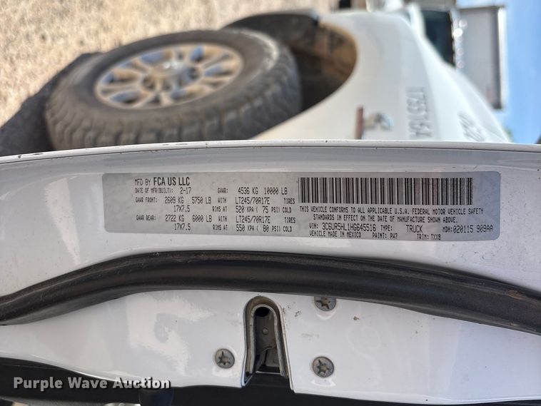 image for item FC2276 2017 RAM 2500 Crew Cab pickup truck