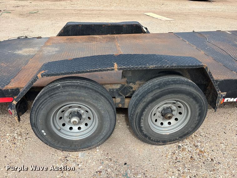 image for item FC2472 2019 Load Trail equipment trailer