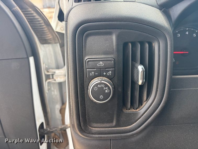 image for item FC2473 2021 Chevrolet Silverado 2500HD pickup truck