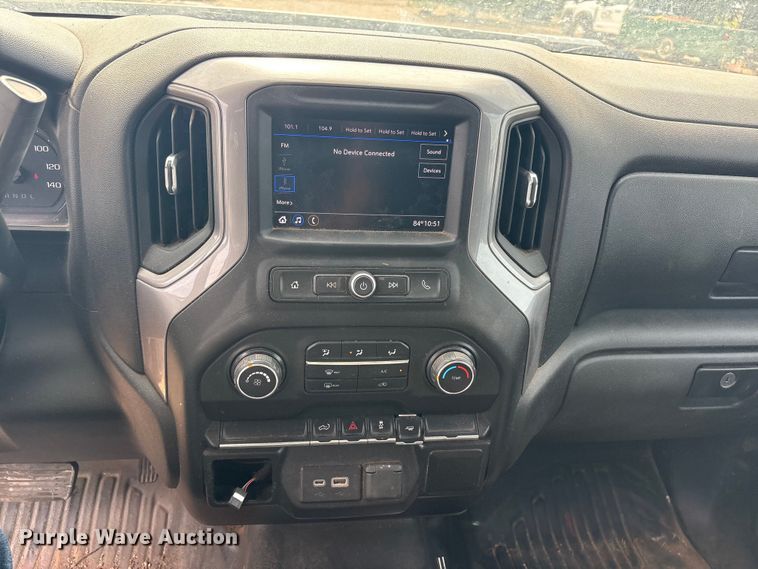 image for item FC2473 2021 Chevrolet Silverado 2500HD pickup truck