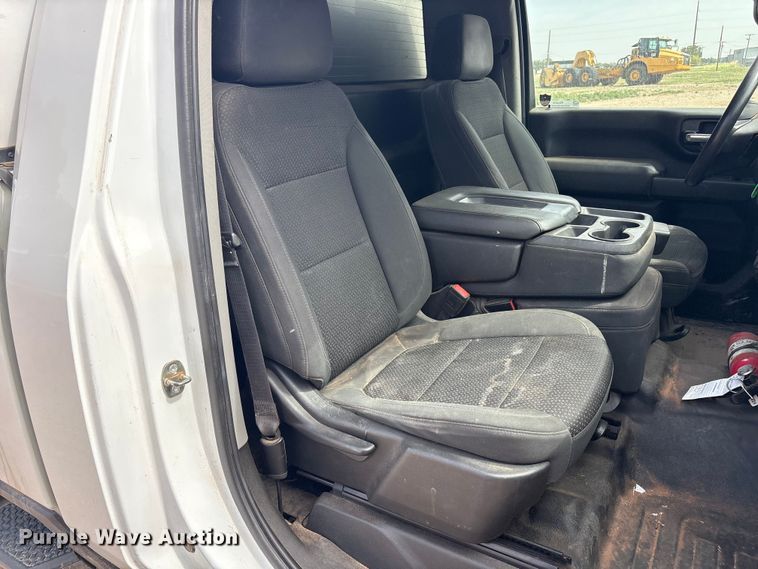 image for item FC2473 2021 Chevrolet Silverado 2500HD pickup truck