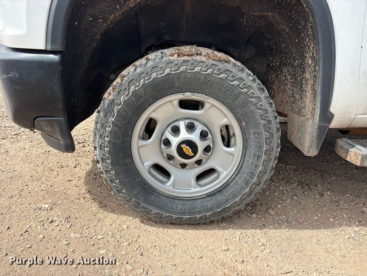 image for item FC2473 2021 Chevrolet Silverado 2500HD pickup truck