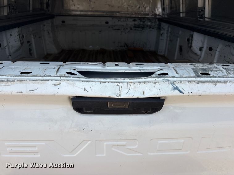 image for item FC2474 2021 Chevrolet Silverado 2500HD pickup truck