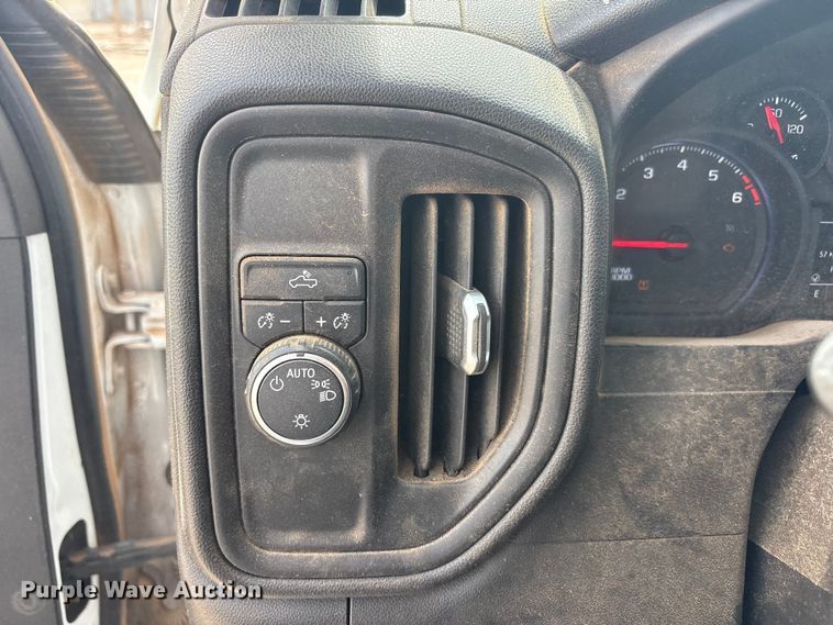image for item FC2474 2021 Chevrolet Silverado 2500HD pickup truck