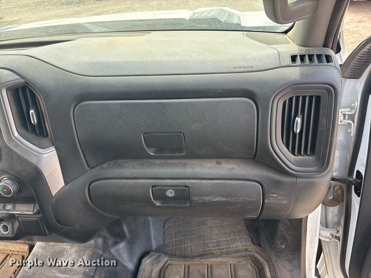 image for item FC2474 2021 Chevrolet Silverado 2500HD pickup truck
