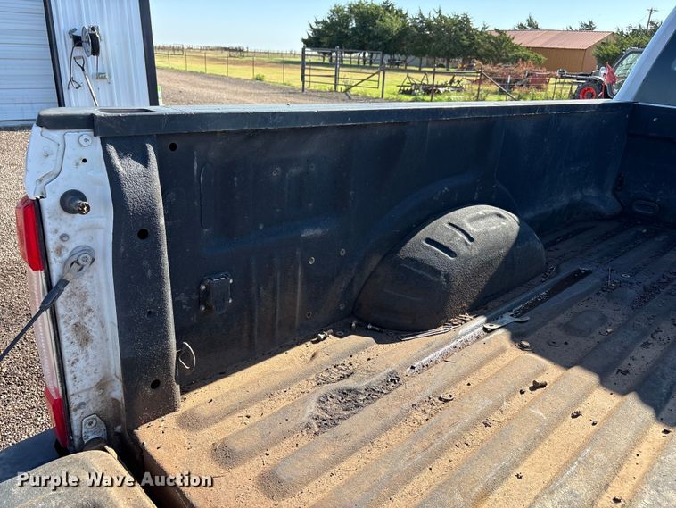 image for item FC2487 2019 Ford F250 Super Duty Crew Cab pickup truck