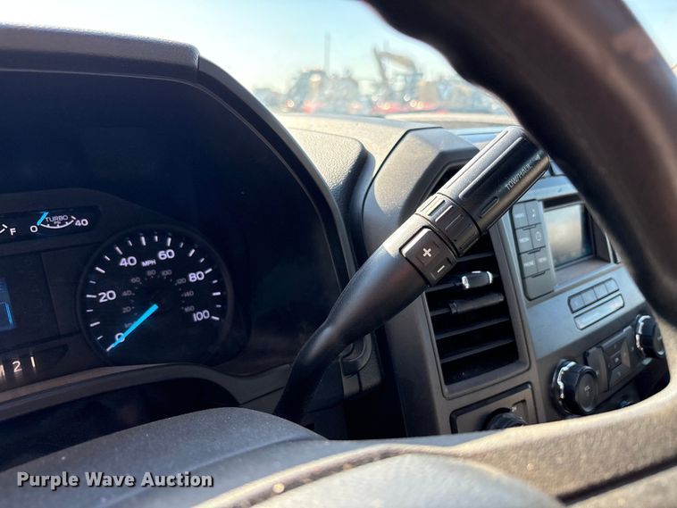 image for item FC2487 2019 Ford F250 Super Duty Crew Cab pickup truck