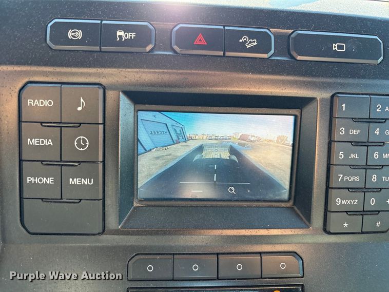 image for item FC2487 2019 Ford F250 Super Duty Crew Cab pickup truck