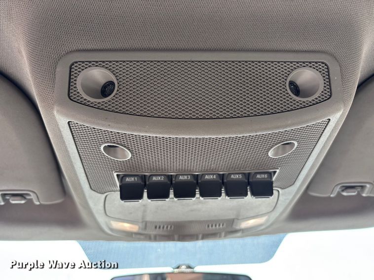 image for item FC2487 2019 Ford F250 Super Duty Crew Cab pickup truck
