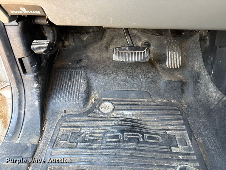 image for item FC2487 2019 Ford F250 Super Duty Crew Cab pickup truck