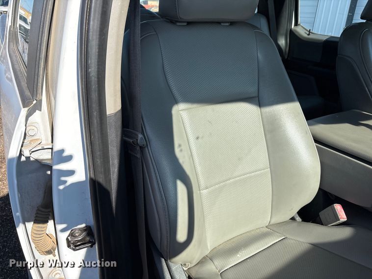 image for item FC2487 2019 Ford F250 Super Duty Crew Cab pickup truck