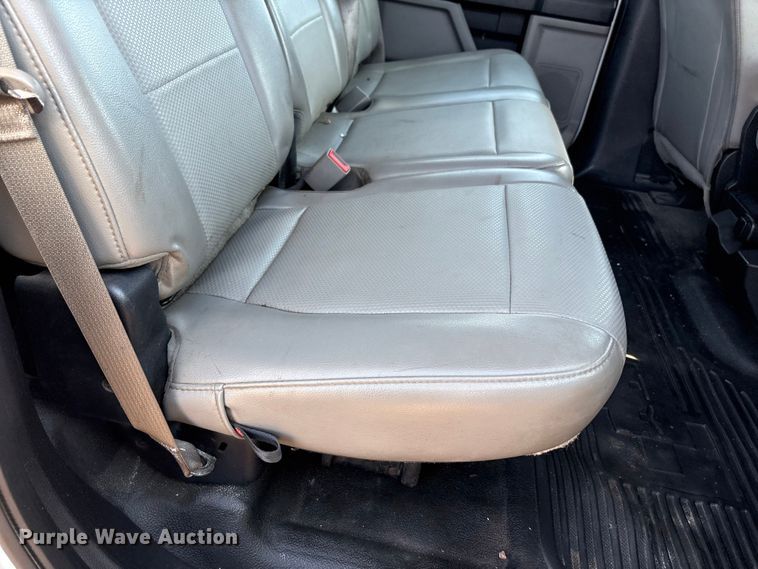 image for item FC2487 2019 Ford F250 Super Duty Crew Cab pickup truck