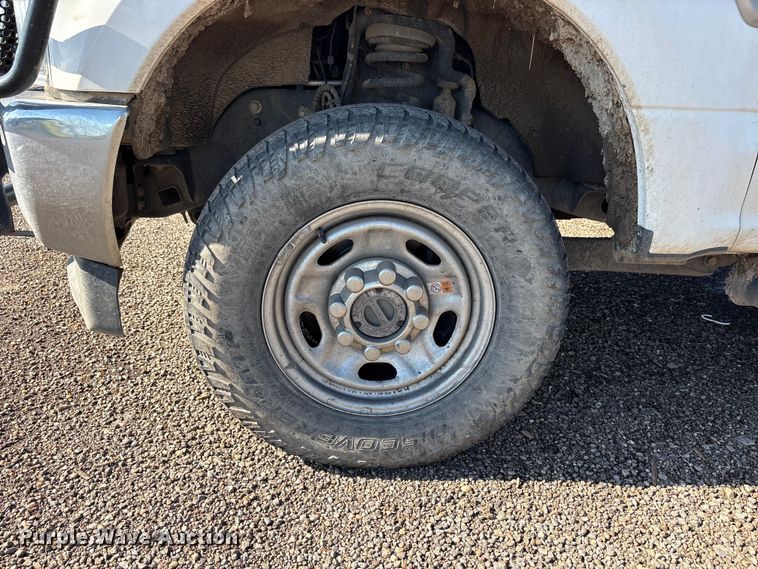 image for item FC2487 2019 Ford F250 Super Duty Crew Cab pickup truck