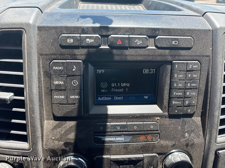 image for item FC2488 2019 Ford F250 Super Duty Crew Cab pickup truck