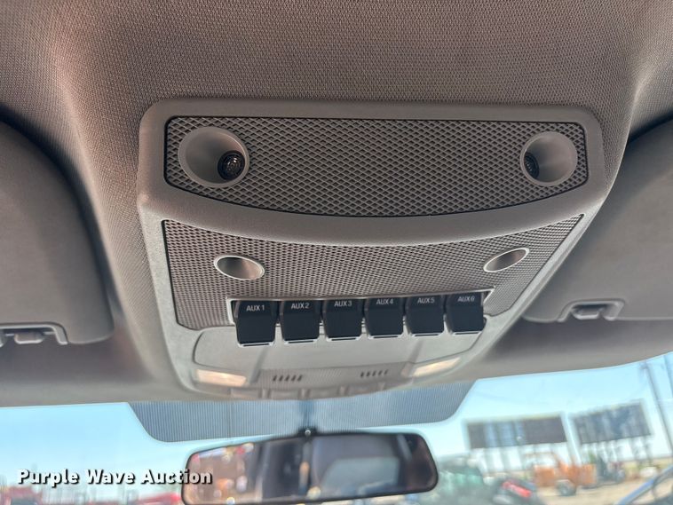 image for item FC2488 2019 Ford F250 Super Duty Crew Cab pickup truck