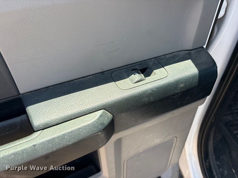 image for item FC2488 2019 Ford F250 Super Duty Crew Cab pickup truck
