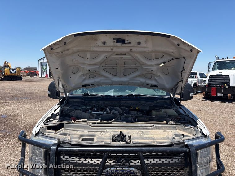 image for item FC2488 2019 Ford F250 Super Duty Crew Cab pickup truck