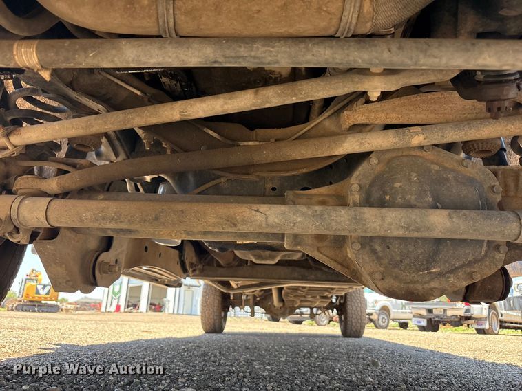 image for item FC2488 2019 Ford F250 Super Duty Crew Cab pickup truck