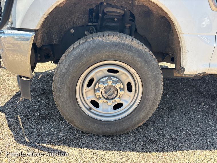 image for item FC2488 2019 Ford F250 Super Duty Crew Cab pickup truck