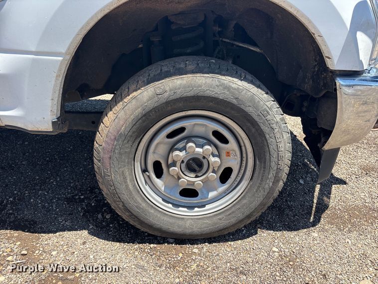 image for item FC2488 2019 Ford F250 Super Duty Crew Cab pickup truck