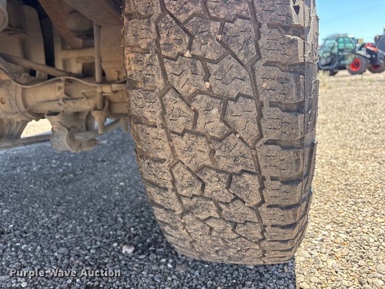 image for item FC2488 2019 Ford F250 Super Duty Crew Cab pickup truck