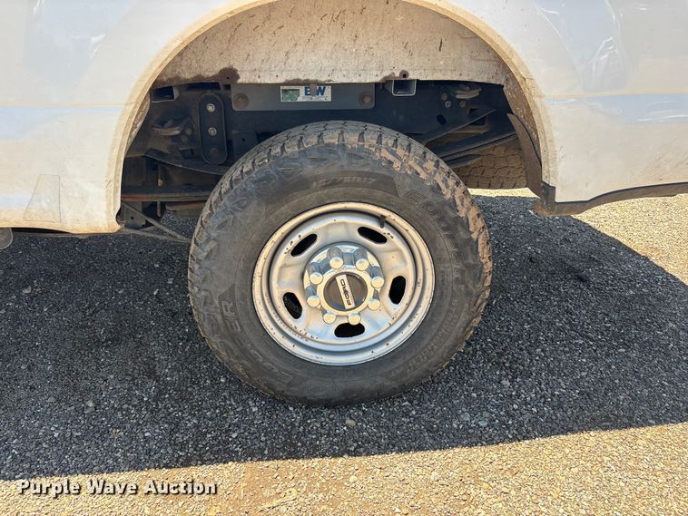 image for item FC2488 2019 Ford F250 Super Duty Crew Cab pickup truck