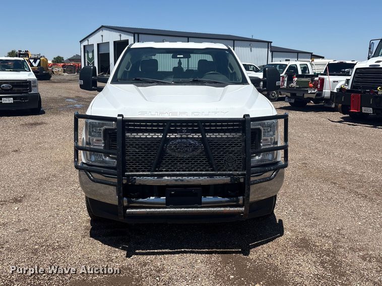 image for item FC2490 2019 Ford F250 Super Duty Crew Cab pickup truck